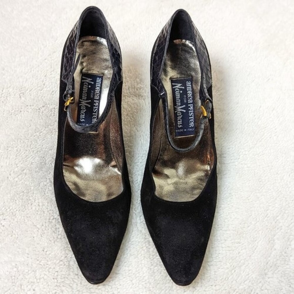 Neiman Marcus by Andrea Pfister Black Suede Heels Size 6